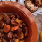 ESTOFAT DE VEDELLA AMB BOLETS I PATATES, UNA RECEPTA FÀCIL DE FER.